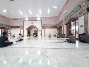 Tumbuhkan Iman dan Takwa, Dirpamobvit Polda Banten Hadiri Kegiatan Binrohtal di Masjid Baiturrahman