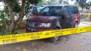 Mobil Andi Diduga Di Bakar Orang Tidak Dikenal,Pelaku Masih Menjadi Misteri