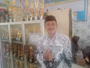 Kepala Sekolah SDN 2 Sukarendah : Mari Semangat Belajar Jangan Kendor