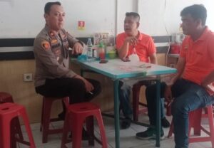 Kapolsek Medan Baru Bersilaturrahmi Ke Kantor Pewarta Polrestabes Medan