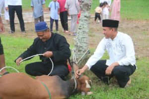 Danyonif Raider : Wujudkan Semangat Berqurban & Berbagi Melalui Idul Adha 1443 Hijriah