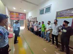 Laksanakan Asirum, 11 WBP LAPAS RANGKASBITUNG sujud Syukur