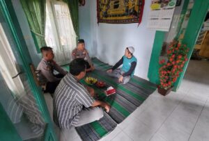 Jalin Silaturahmi, Kapolsek Talun Sambang ke Tokoh Agama