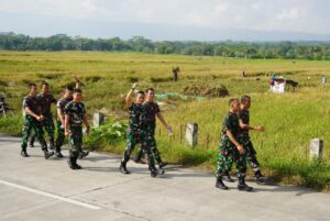 Rekatkan Soliditas dan Kebersamaan, Prajurit Wijayakusuma Lakukan Hanmars