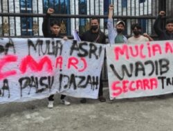 Puluhan Mahasiswa Unjuk Rasa Ke Kejatisu, Minta Oknum Pejabat Negara MAR Diperiksa Terkait Dugaan Kasus Ijazah Palsu