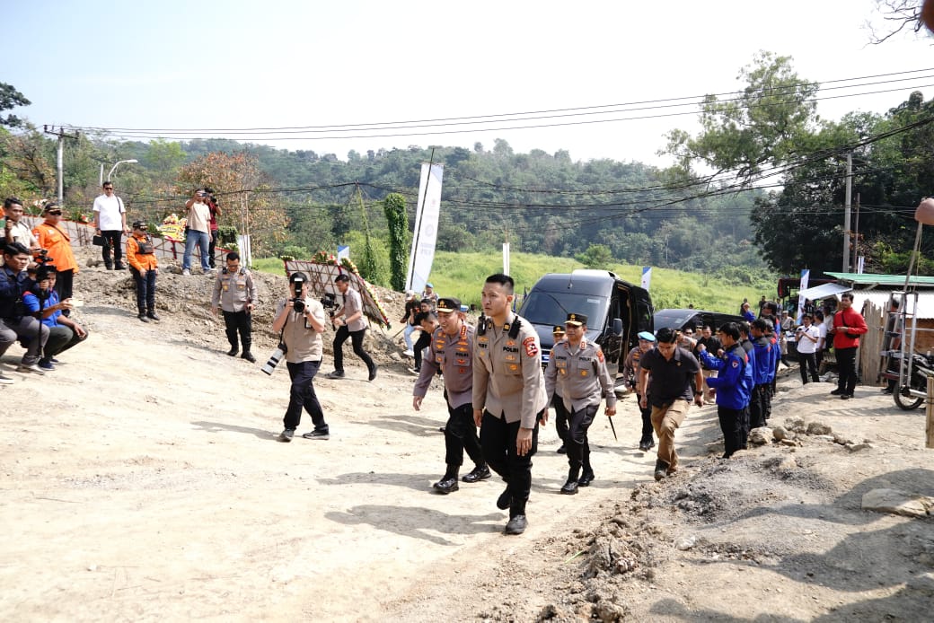 Kapolri Laksanakan Peletakan Batu Pertama Pembangunan Gedung Pusdiklat SPSI di Kawasan Jatiluhur Kabupaten Purwakarta