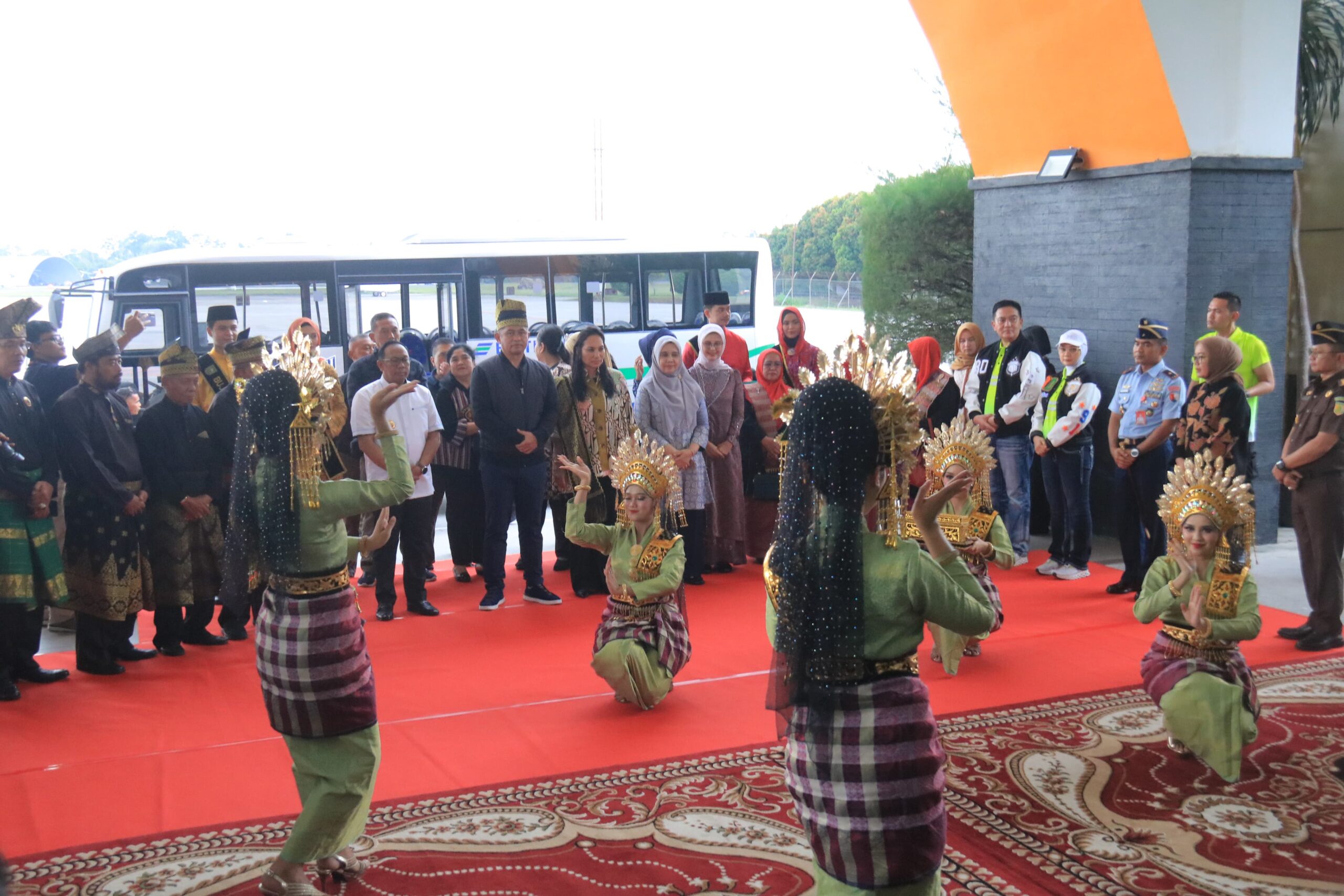 Brigjen TNI Dany Rakca Sambut KASAD dalam Rangka Kunker di Bumi Melayu Lancang Kuning