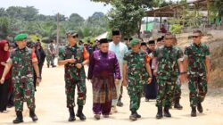 Korem 031/Wira Bima Gelar Jumat Berkah di Pondok Pesantren Asy Syekh Abdul Wahab Bidayatul Musthafawiyah