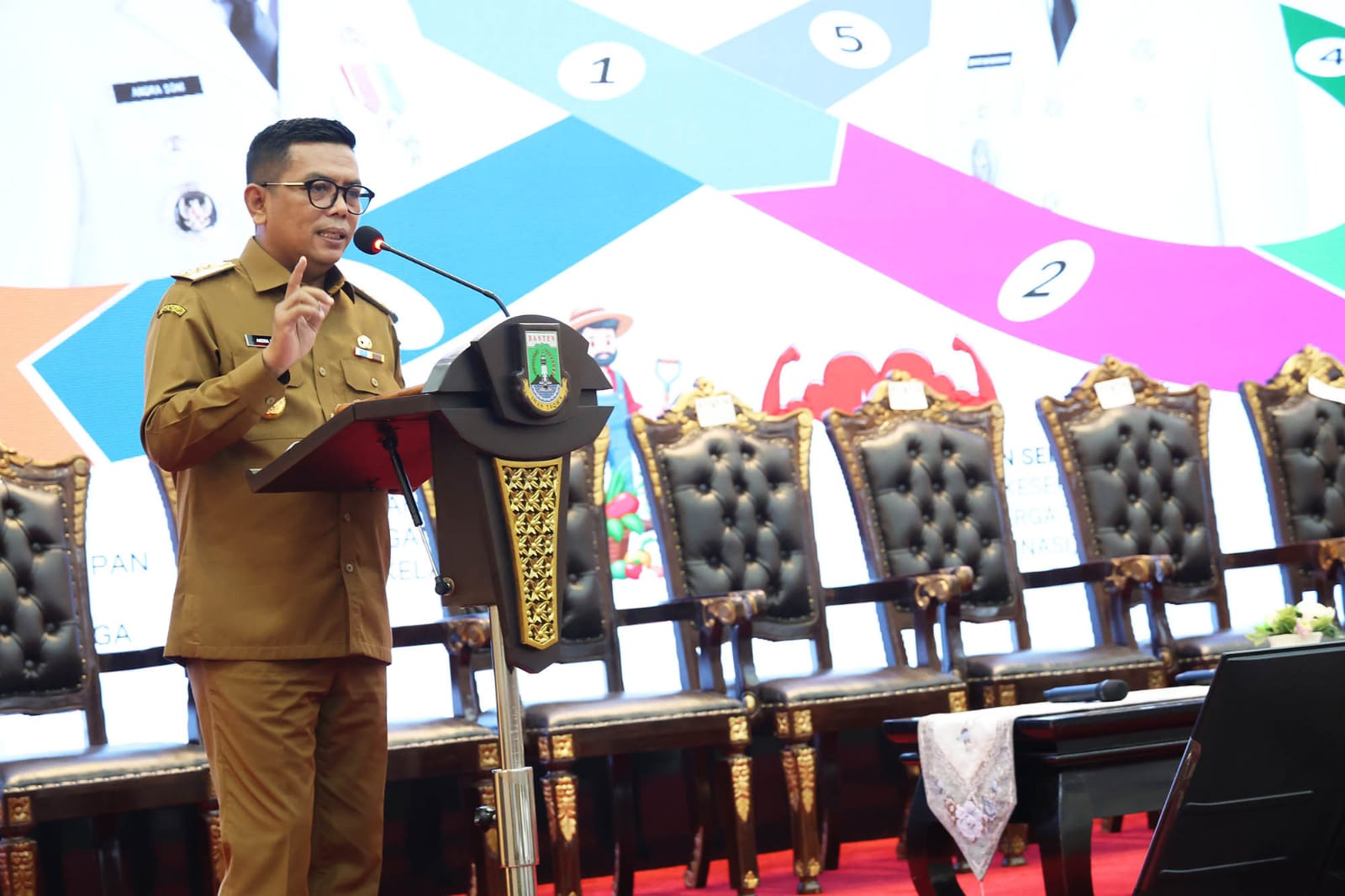 Andra Soni Buka Forum Konsultasi Publik Rancangan Awal RPJMD Provinsi Banten Tahun 2025-2029