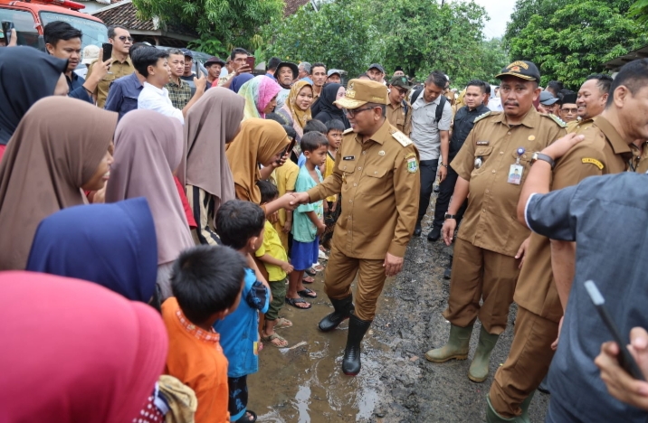 Andra Soni Tinjau Lokasi Program Jalan Usaha Tani
