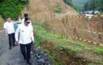Tinjau Longsor Ruas Jalan Cipanas–Ciparay, Andra Soni: Rehabilitasi Dimulai Juli 2025