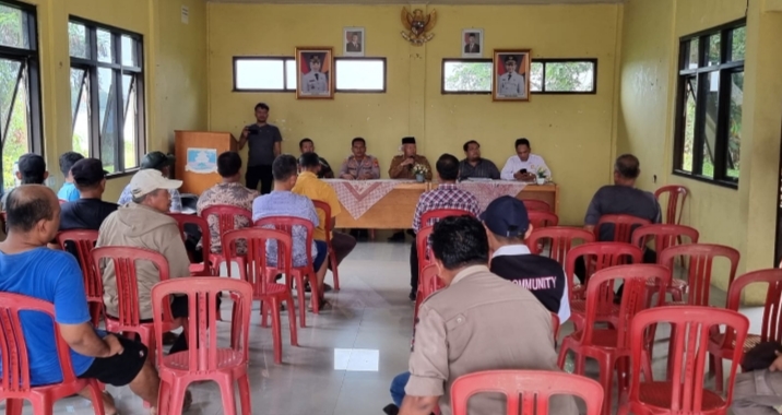 Demonstrasi Warga Gembor-lamaran di Lahan Aset Lanud Gorda, Kuasa Hukum Lanud Gorda: Jangan Kita Pelintir Fakta Dengan Cerita Nenek Moyang, Ini Negara Hukum, Buktikan Secara Hukum 