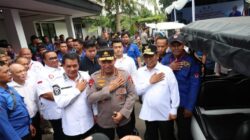 Gubernur Banten Dampingi Kapolri Tinjau Bakti Kesehatan dan Donor Darah Hari Bhayangkara ke-79