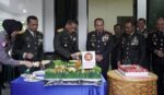 Kejutan Ulang Tahun TNI Ke-80, Kediaman Kasdam XIX/Tuanku Tambusai di Sambangi Kapolda Riau