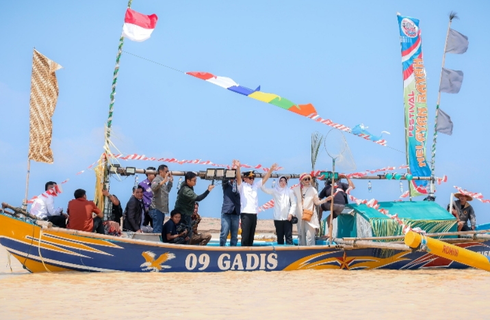 Gubernur Buka Festival Karang Kabua: Jaga Warisan Budaya di Pesisir Selatan Banten