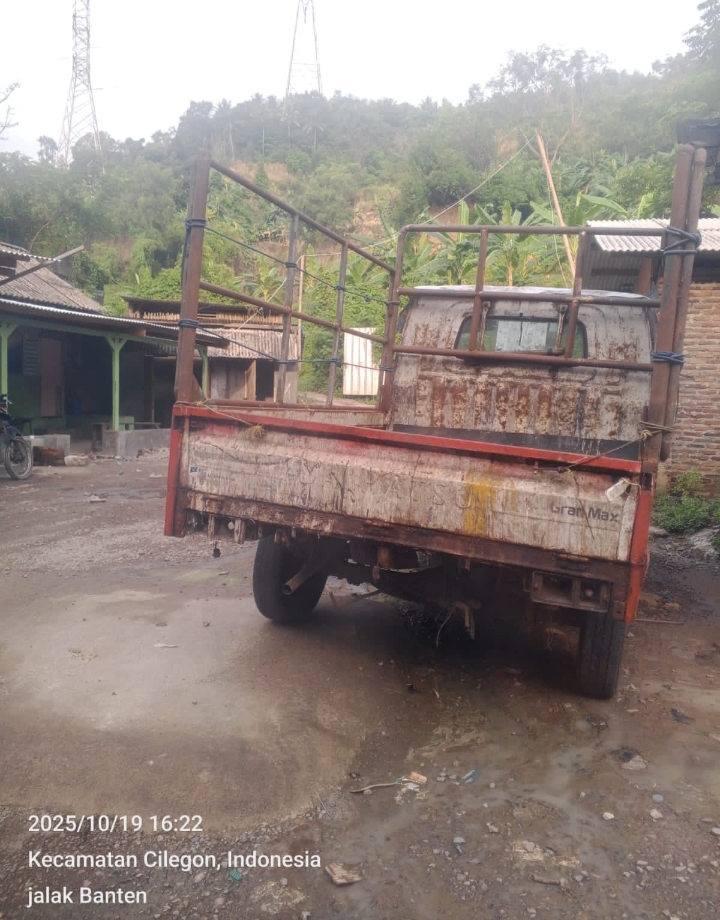Gudang di Cikuasa Diduga Jadi Tempat Penimbunan Solar, Masyarakat Minta Polisi Segera Bertindak