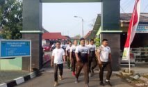 Photo : Pasi Intel Kodim 0603/Lebak, Kapten Arh Tri Winarto pimpin latihan fisik prajurit